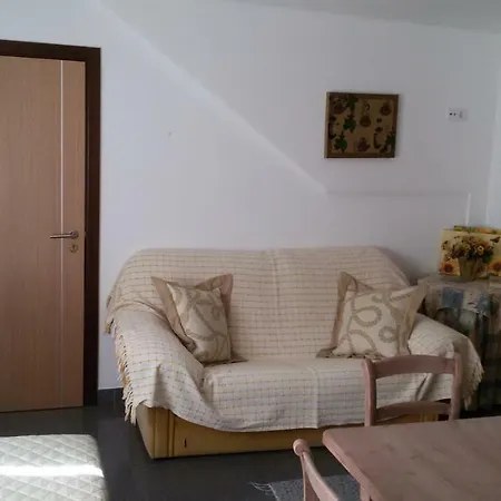 Casa Largo Dos Cedros * Назаре
